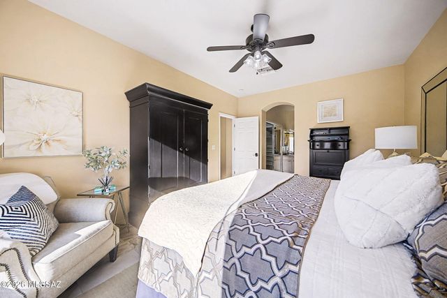 8730 N Walter Hagen Drive, Tucson, AZ 85742