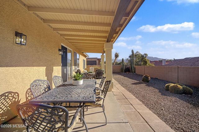 8730 N Walter Hagen Drive, Tucson, AZ 85742
