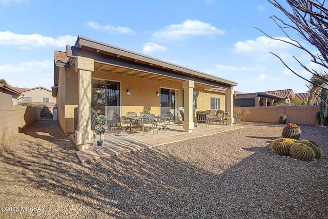 8730 N Walter Hagen Drive, Tucson, AZ 85742