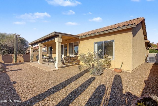 8730 N Walter Hagen Drive, Tucson, AZ 85742