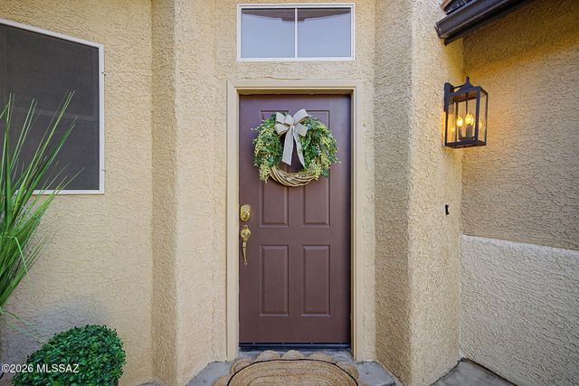 8730 N Walter Hagen Drive, Tucson, AZ 85742