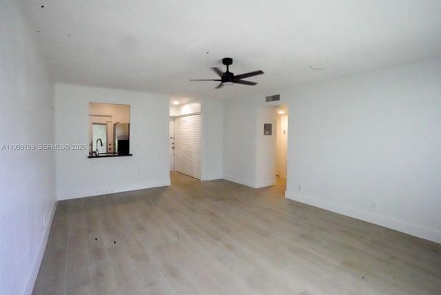 530 SE 2nd Ave F2, Deerfield Beach, FL 33441