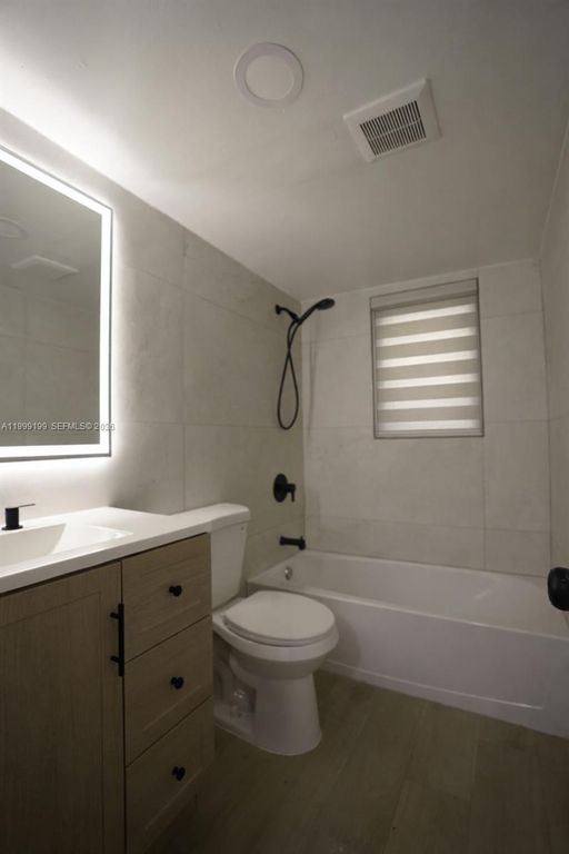 530 SE 2nd Ave F2, Deerfield Beach, FL 33441