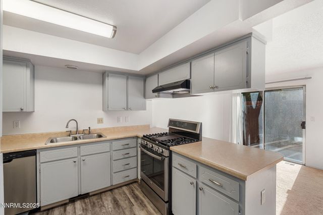 4251 Shelbyville Drive, Carson City, NV 89701