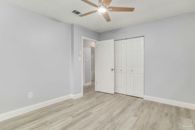 5855 Scotland Rd, Pensacola, FL 32526