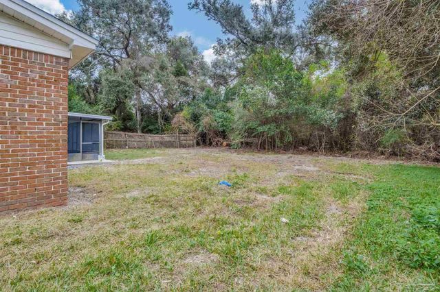 5855 Scotland Rd, Pensacola, FL 32526