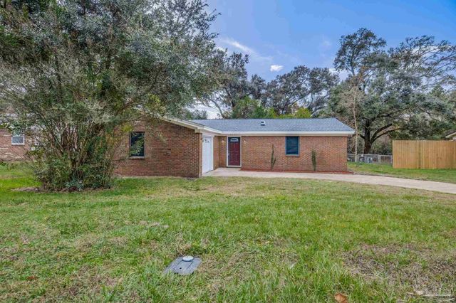 5855 Scotland Rd, Pensacola, FL 32526