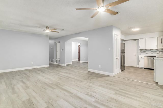 5855 Scotland Rd, Pensacola, FL 32526