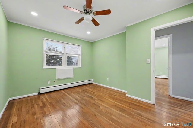 81 Cherry Hill Drive 1B, Bridgeport, CT 06606