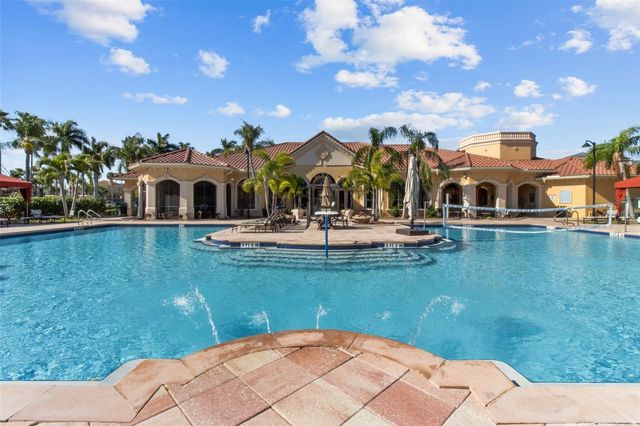 2709 VIA CIPRIANI 532B, Clearwater, FL 33764