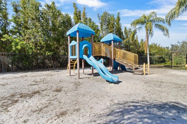 2709 VIA CIPRIANI 532B, Clearwater, FL 33764