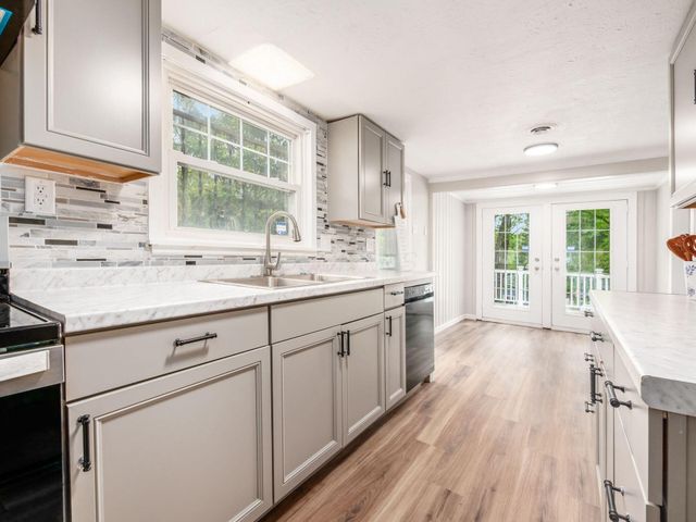 2471 Sunbury Road, Columbus, OH 43219