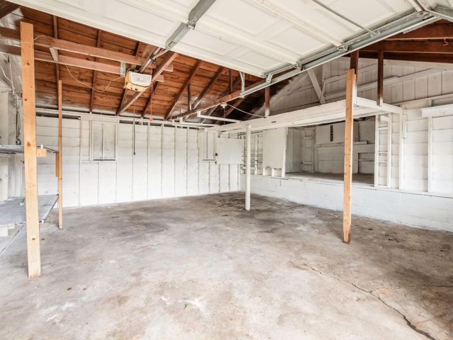 2471 Sunbury Road, Columbus, OH 43219