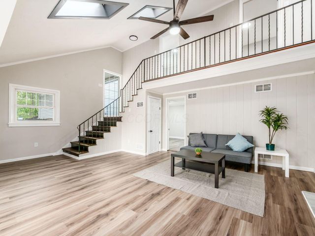 2471 Sunbury Road, Columbus, OH 43219