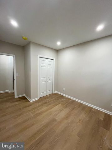 200 FULTON ST, Trenton, NJ 08611