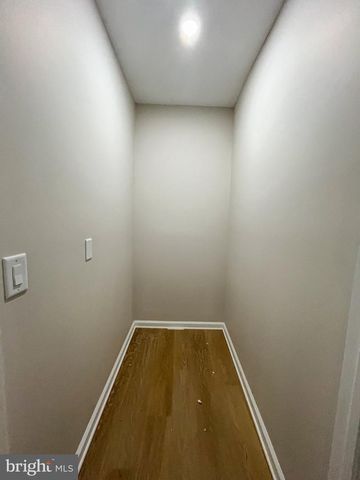200 FULTON ST, Trenton, NJ 08611