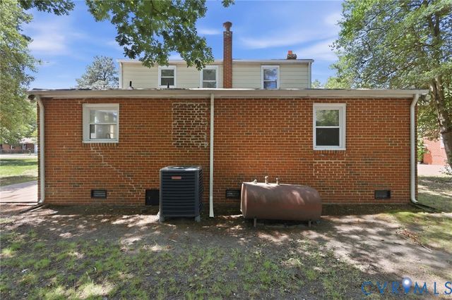 1634 Hungary Rd, Henrico, VA 23228