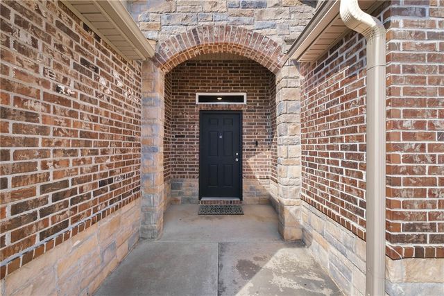 4204 Lexington Avenue, Bentonville, AR 72713