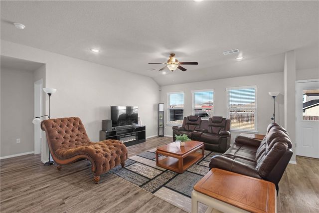 4204 Lexington Avenue, Bentonville, AR 72713