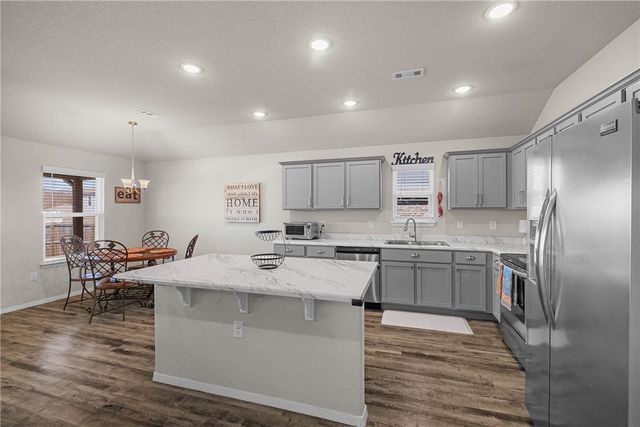 4204 Lexington Avenue, Bentonville, AR 72713