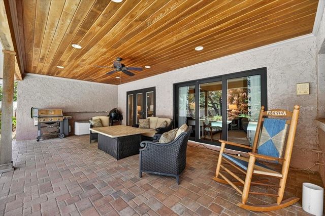 11214 LEPRECHAUN DRIVE, Riverview, FL 33569