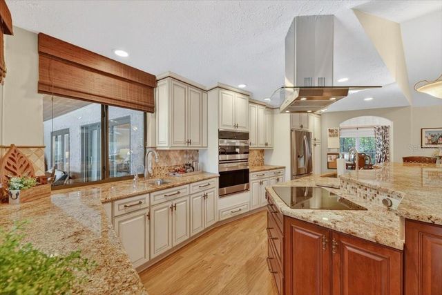 11214 LEPRECHAUN DRIVE, Riverview, FL 33569