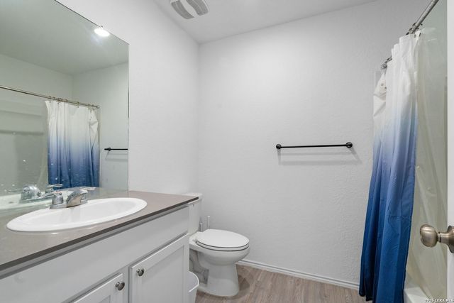 7235 Eclipse Place, San Antonio, TX 78252