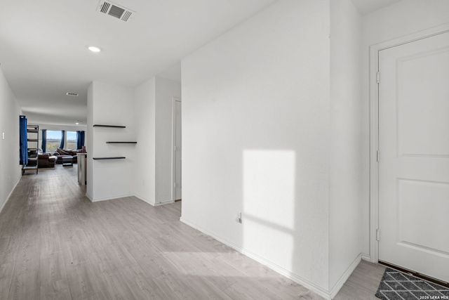 7235 Eclipse Place, San Antonio, TX 78252