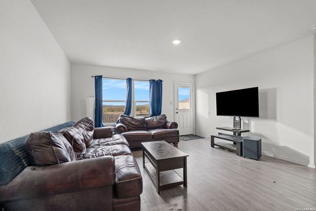 7235 Eclipse Place, San Antonio, TX 78252