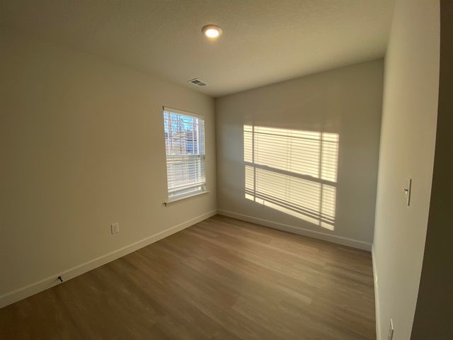 532 Molly Parker Lane, Spartanburg, SC 29301