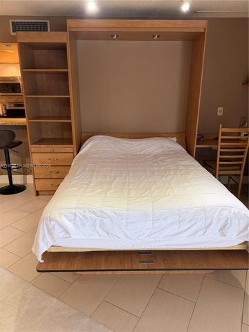 2940 N Course Dr 305, Pompano Beach, FL 33069