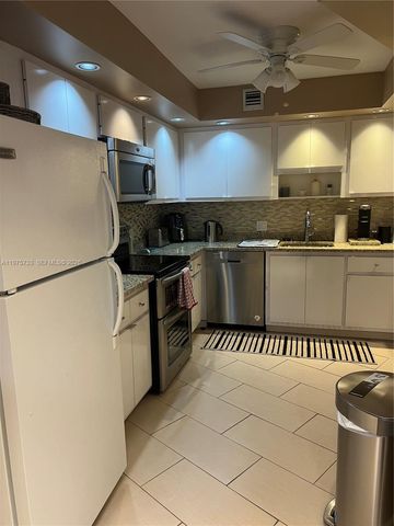 2940 N Course Dr 305, Pompano Beach, FL 33069