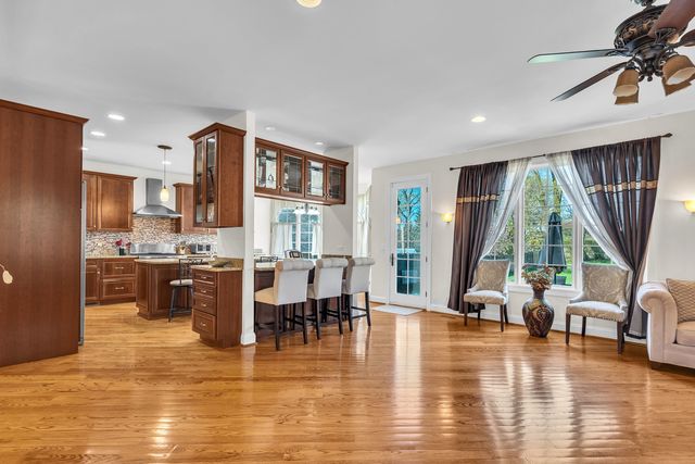 1774 Rogers Avenue, Glenview, IL 60025