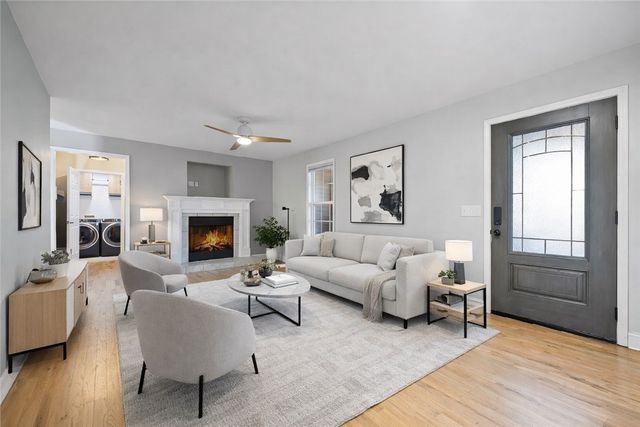 203 Dodgins Lane, Seneca, SC 29672