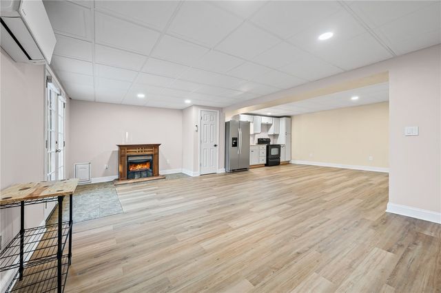 203 Dodgins Lane, Seneca, SC 29672