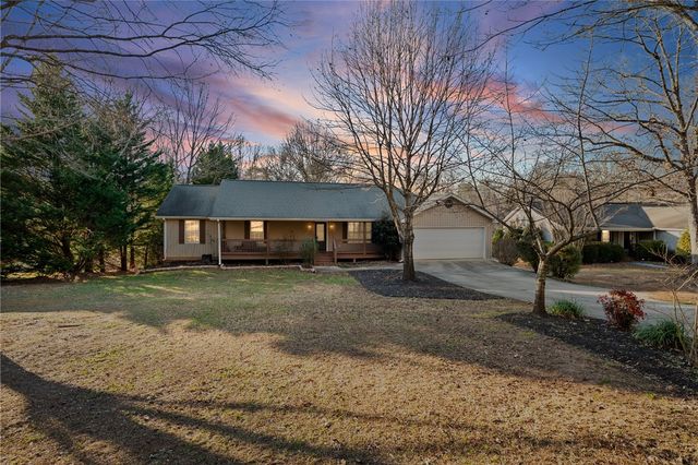 203 Dodgins Lane, Seneca, SC 29672