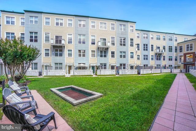 343 CEDAR ST NW #316, Washington, DC 20012
