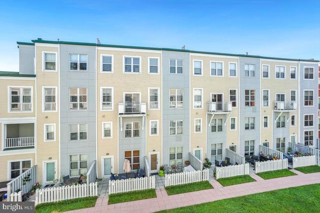 343 CEDAR ST NW #316, Washington, DC 20012