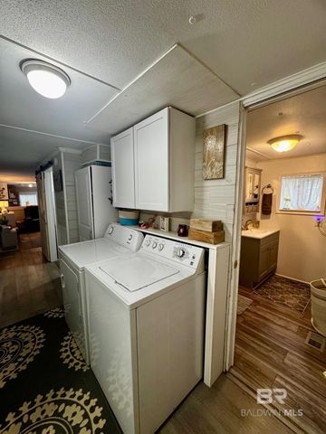 1225 Chagrin Drive, Lillian, AL 36549