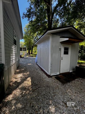 1225 Chagrin Drive, Lillian, AL 36549