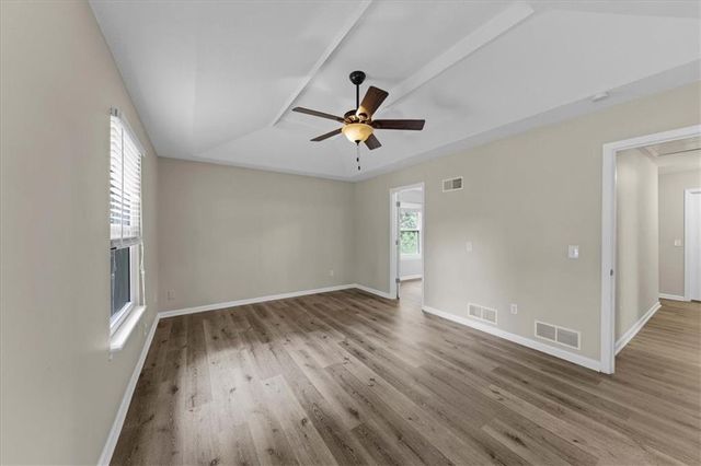 6220 Greenwood Drive, Shawnee, KS 66216