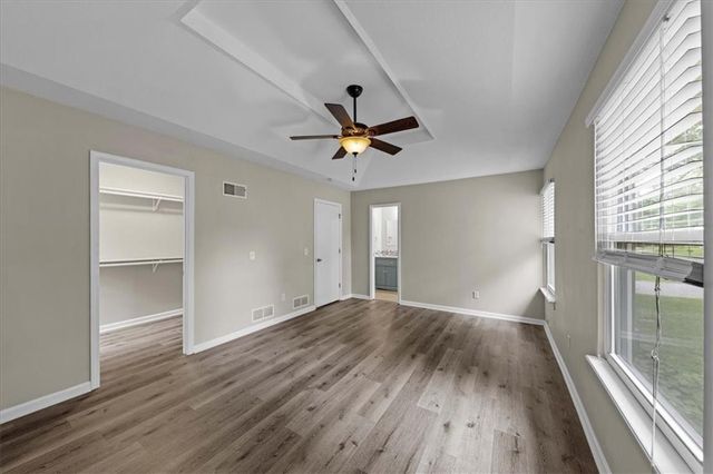 6220 Greenwood Drive, Shawnee, KS 66216