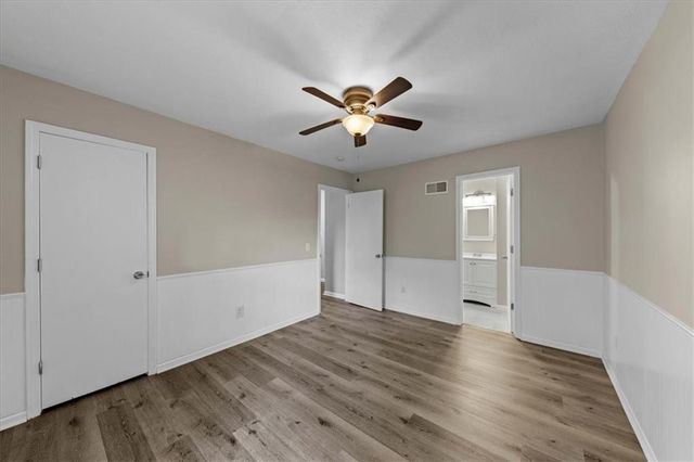 6220 Greenwood Drive, Shawnee, KS 66216