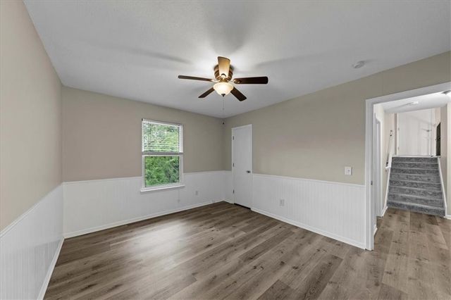 6220 Greenwood Drive, Shawnee, KS 66216
