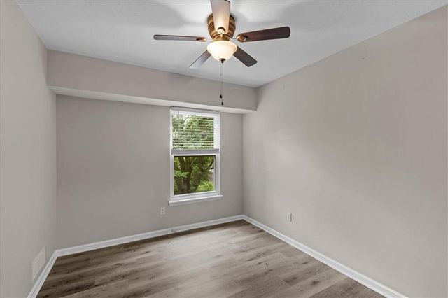 6220 Greenwood Drive, Shawnee, KS 66216
