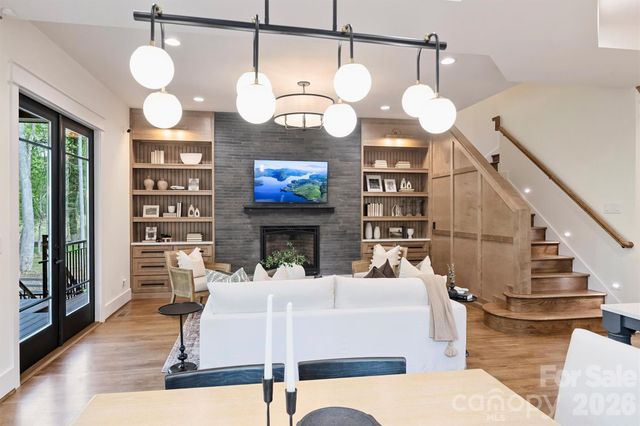 4001 Carmel Forest Drive, Charlotte, NC 28226