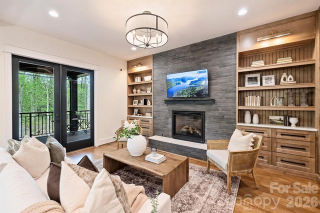 4001 Carmel Forest Drive, Charlotte, NC 28226