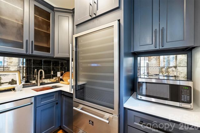 4001 Carmel Forest Drive, Charlotte, NC 28226