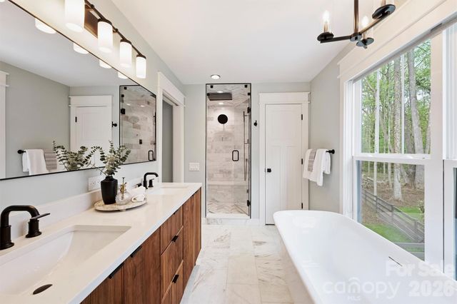 4001 Carmel Forest Drive, Charlotte, NC 28226