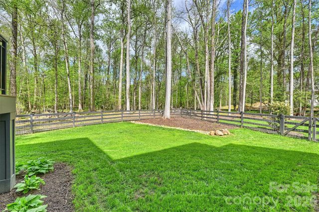 4001 Carmel Forest Drive, Charlotte, NC 28226